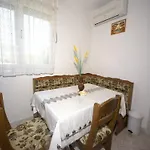 아파트 Coastal Comfort In *