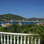아파트 Coastal Comfort In