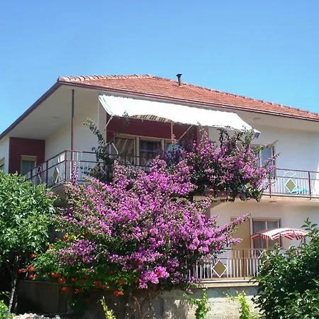 Coastal Comfort In 아파트 Vinišće