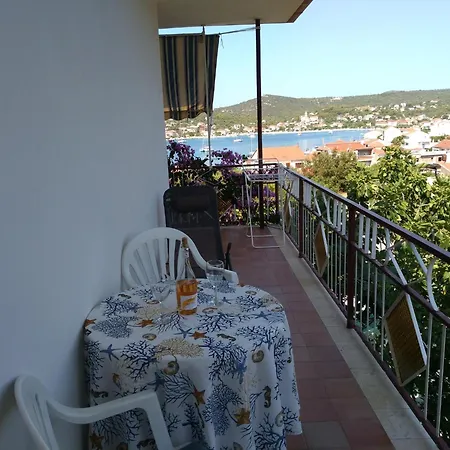 Coastal Comfort In 아파트 Vinišće